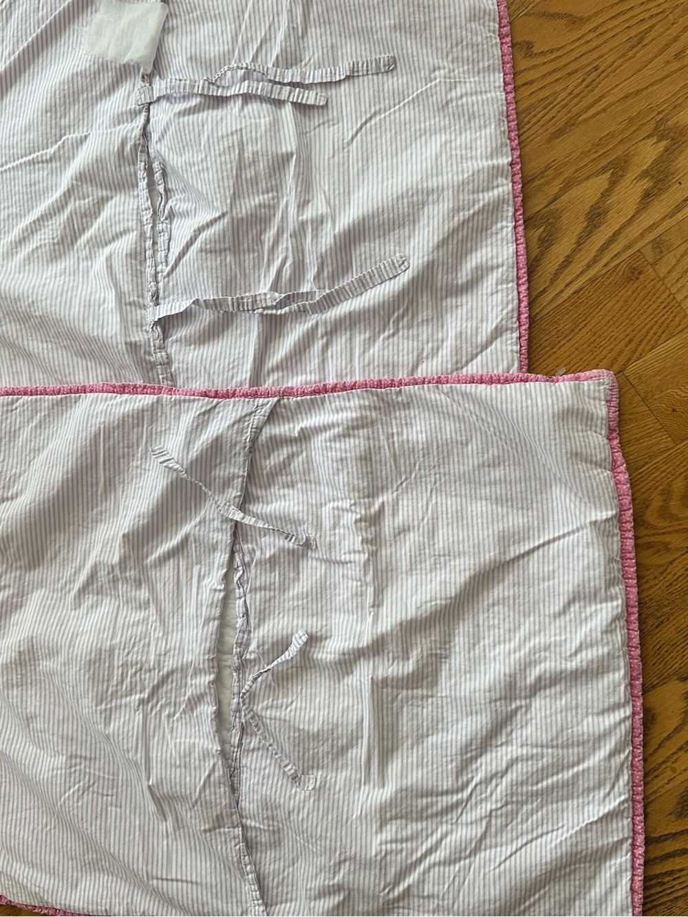 Pottery barn pillow shams - Multicolor appliquéd spring flowers (2) - Picture 6 of 7